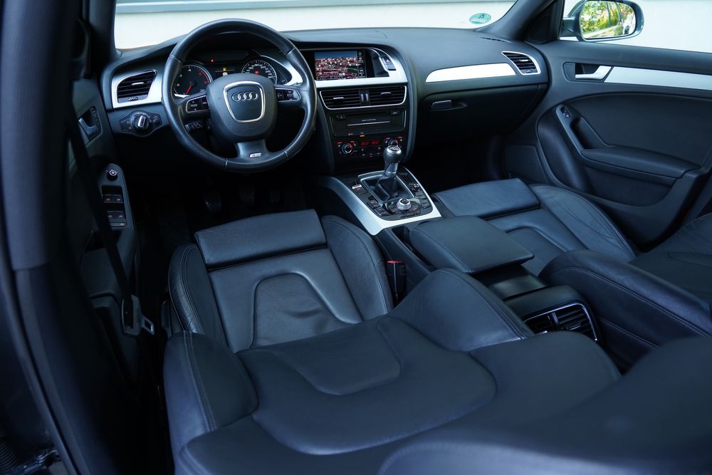 Audi A4 3xS-Line 2012 2.0Diesel 170Cp Manual / 12Luni Garantie motor cutie complet / Rate / Rar efectuat