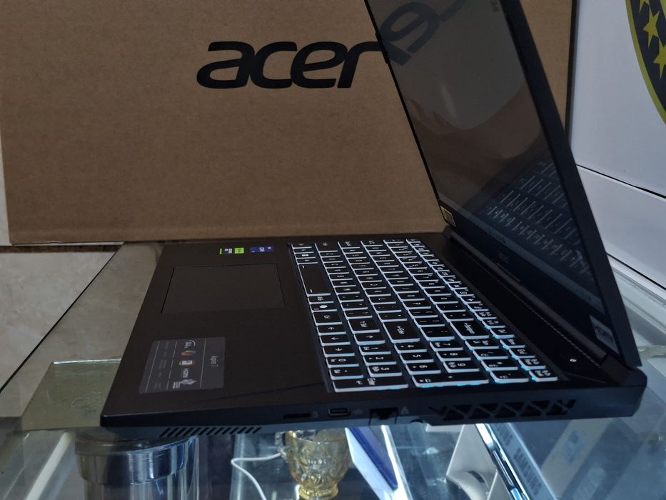 Acer  Gaming ноутбук сотилади 5 кун ишлаган вакти