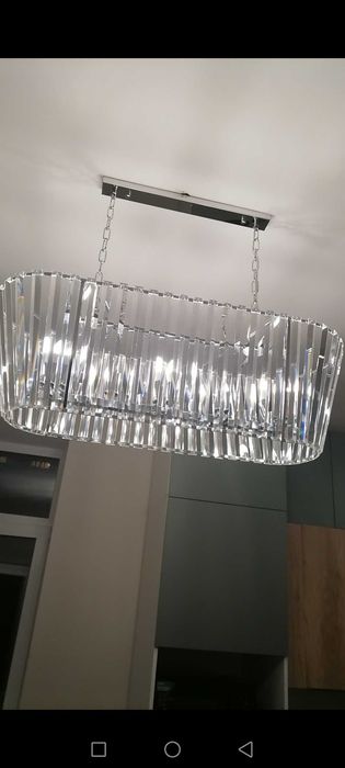 Срочно продам люстра