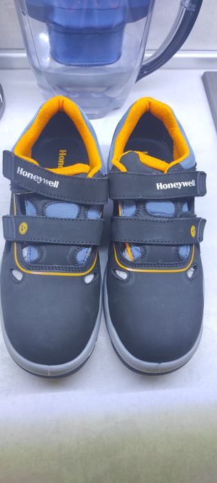 Работни обувки 43