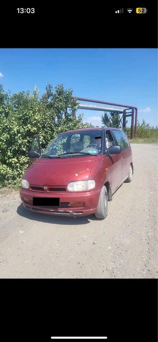 Продам ниссан 2 лиьра сел и поехал