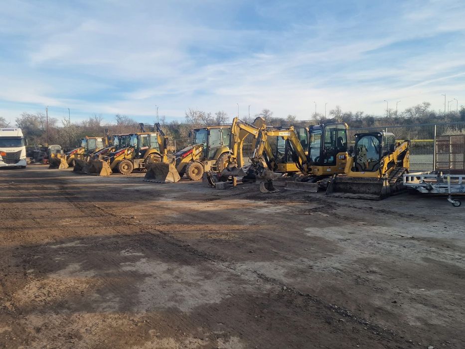 Închirieri Utilaje, buldoexcavator,Camioane 8x4