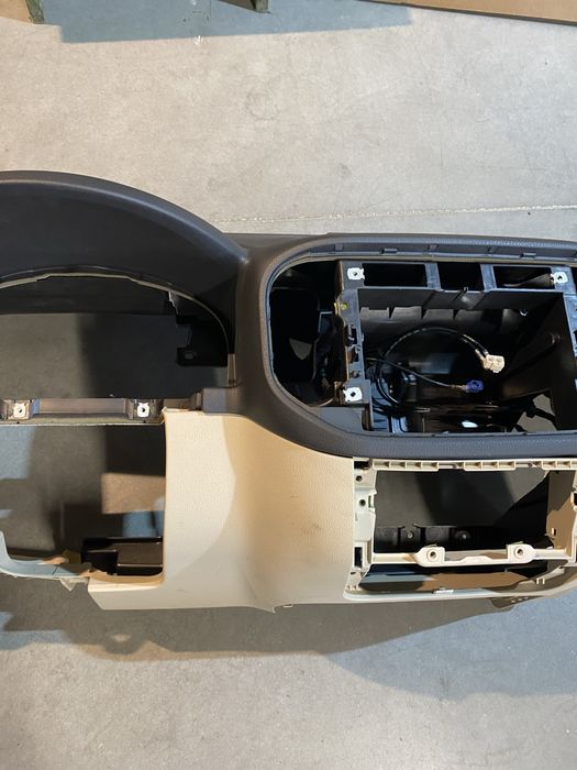 Plansa bord vw golf 5 plus