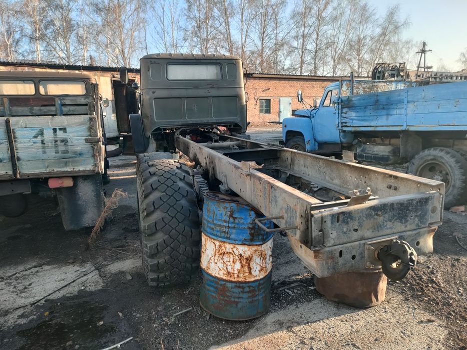 Продам Урал 4320 раму и кабину