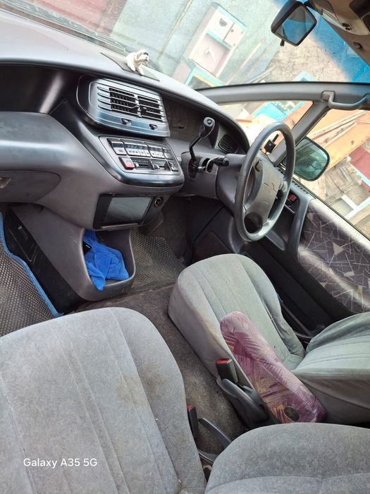 Продается Estima Emina срочно