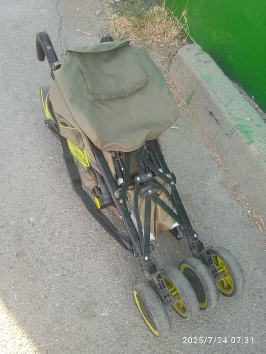 Летняя коляска для малыша