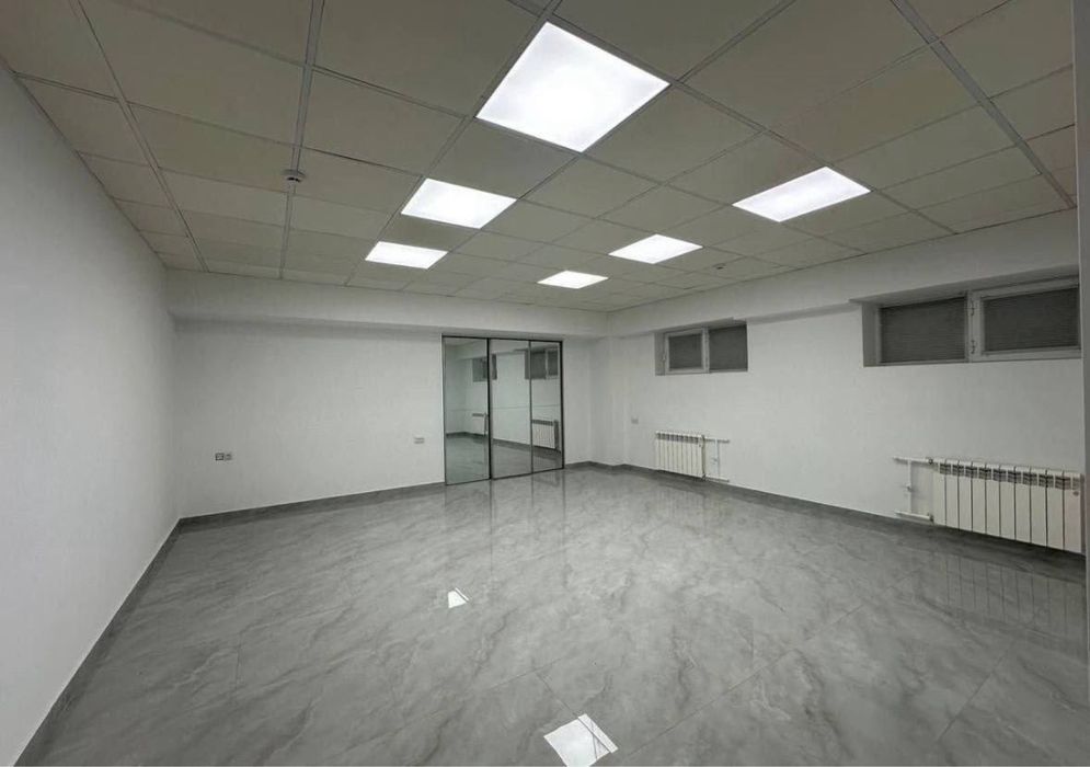 Продается офис Ор-р: Ц4, кафе Централ 206 м2