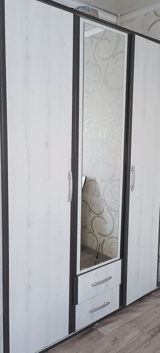 Гарнитур в спальню