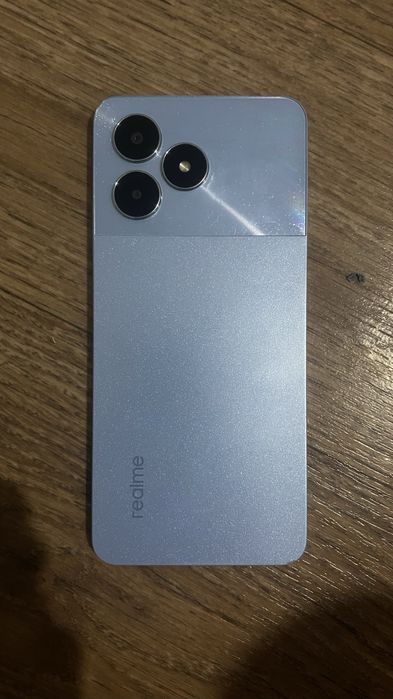 Продам телефон Realme note 50