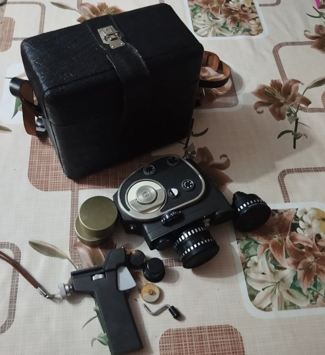 Кинокамера Кварц 2х85-1м за колекционери