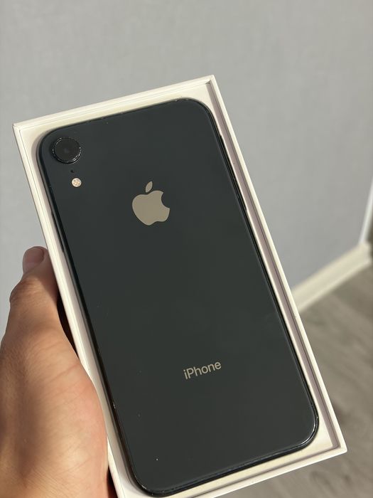 продам iPhone XR ТОРГ
