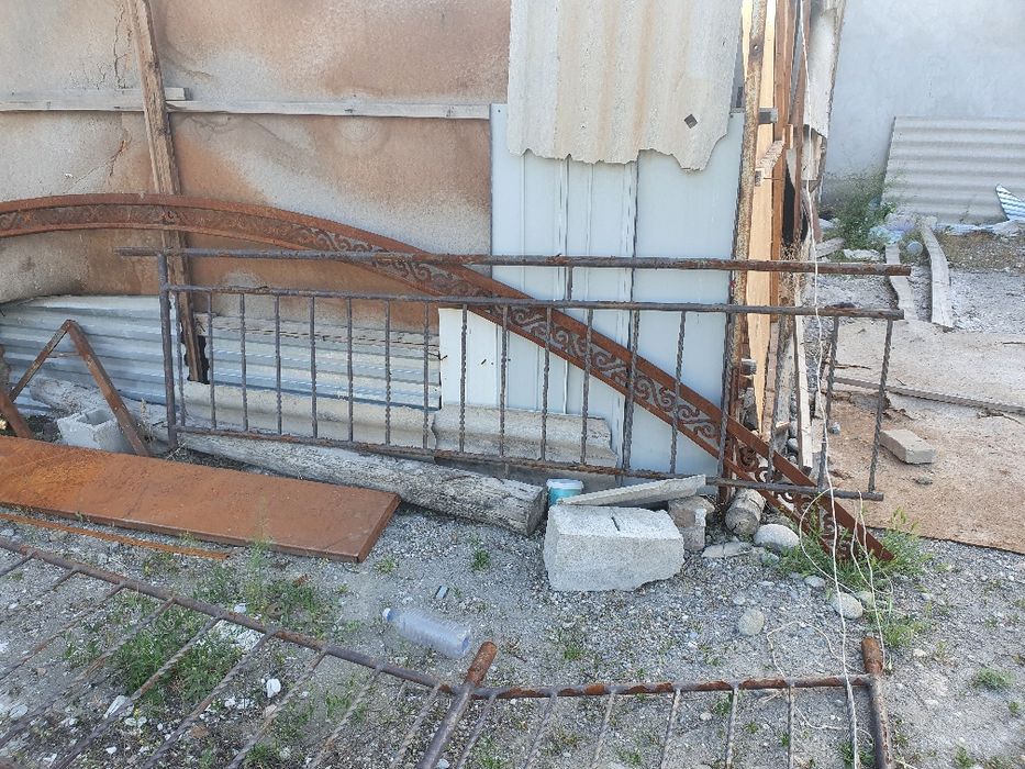 80 000 dan metri zinangiz uchun perila sotiladi uzunligi 390. 280.