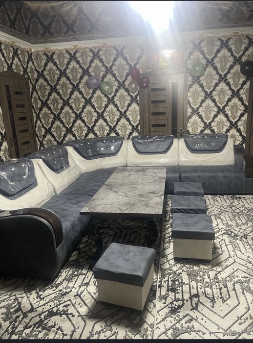 уголок сотилади срочно