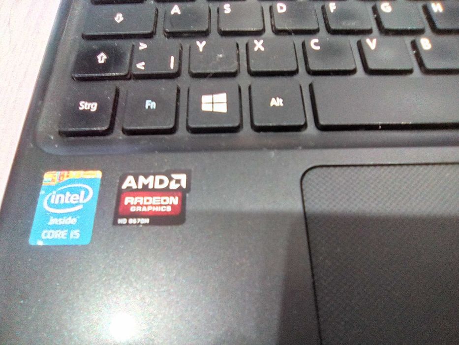 Лаптоп ACER Aspire E1-572 - 4 процесора