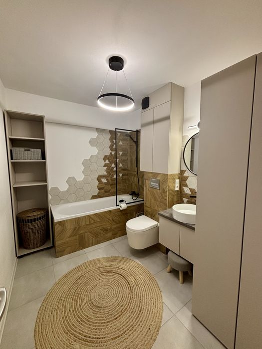 Apartament 3 camere/2 bai/ 2 parcari private/baby friendly