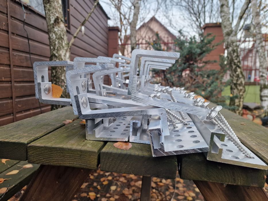 Set console carlige AL pt 10x panou solar sistem fixare acoperis tigla