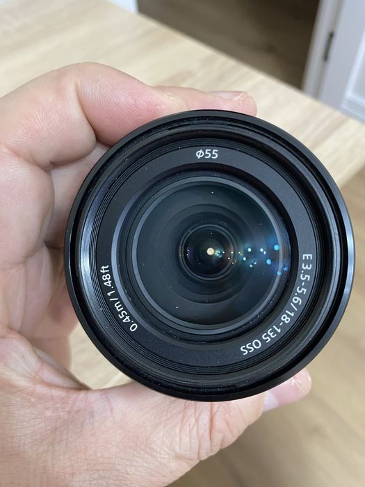 Sony 18-135mm f3.5-5.6