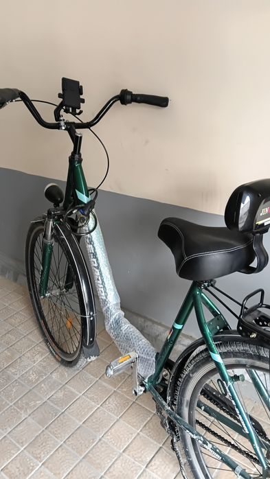 Yangi velosiped sotiladi