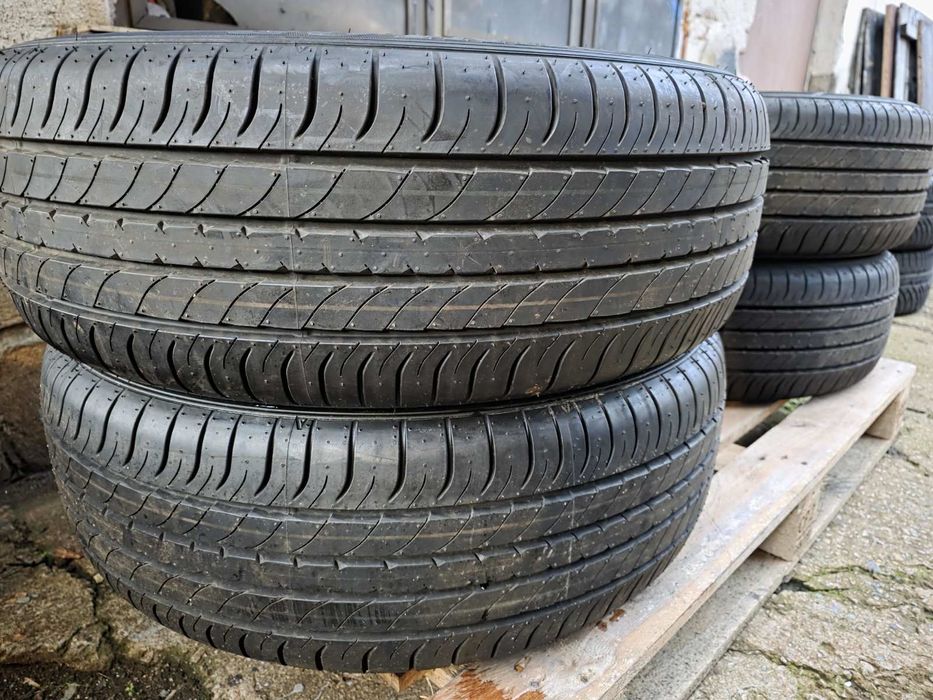 Гуми Dunlop 235/55 R20 102V
