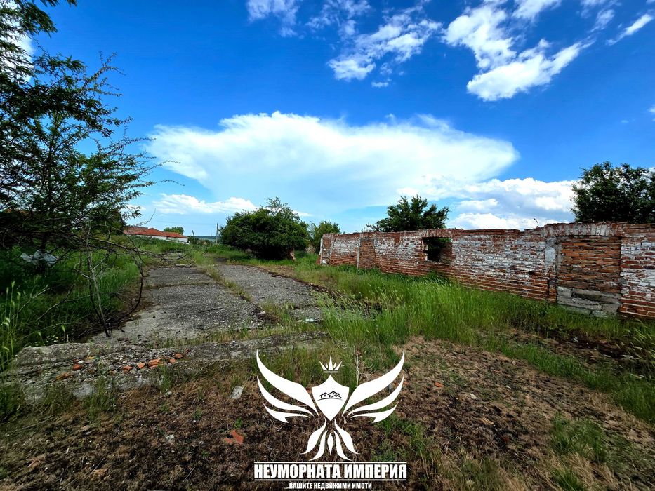 Продавам склад/селскостопански сгради 400РЗП в имот 3000кв с.Богданица