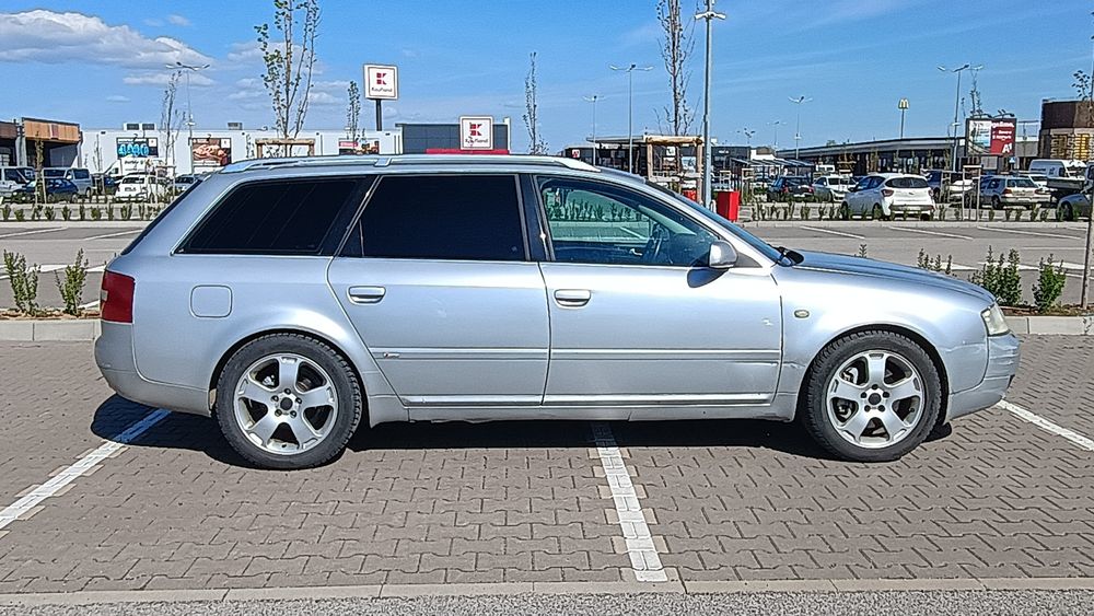 Audi A6 Avant Quattro 2.5TDI