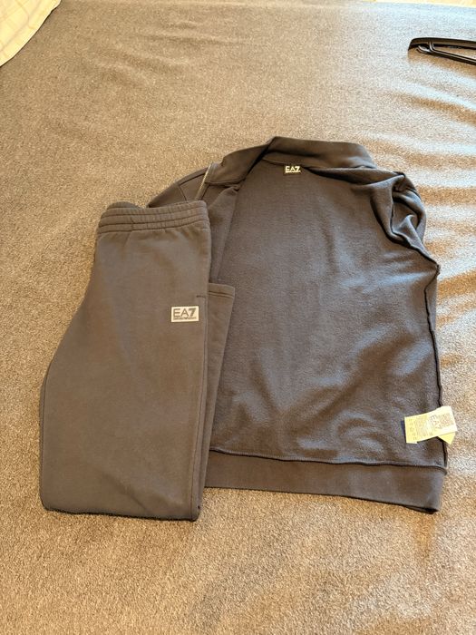 Спортивный костюм