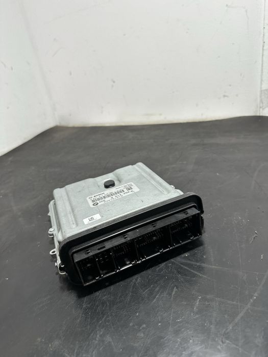 Calculator ECU BMW Seria 5 F10 F11 520d  F30 F25 | 8513250