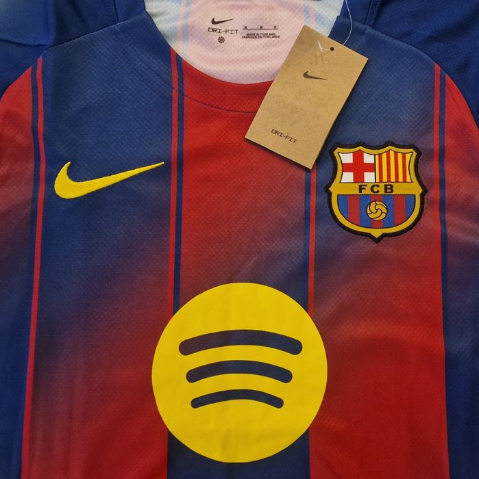 Футболен екип Барселона 2025/26