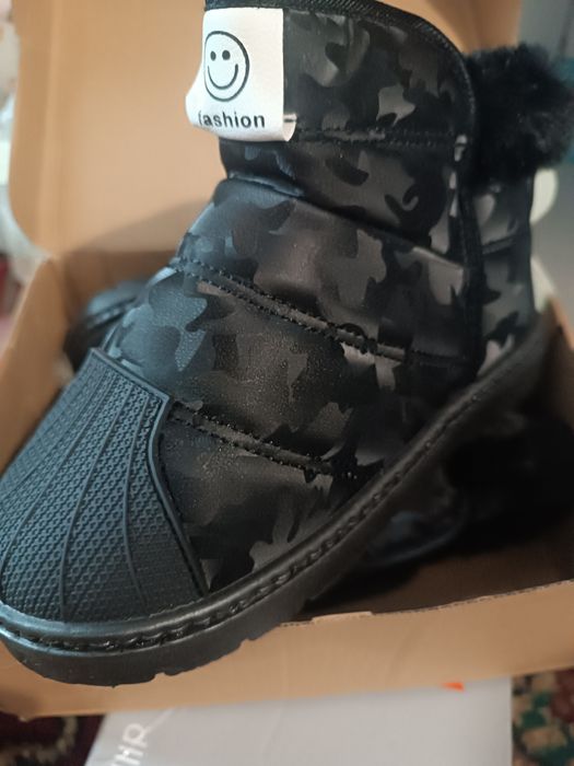 Детские теплые ботинки,угги