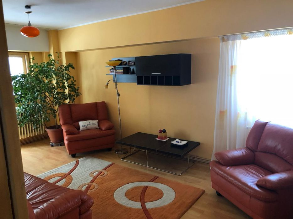 Vand apartament cu 4 camere (modificat in 3)