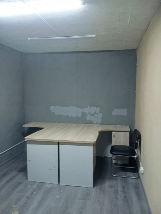 Office Arendaga beriladi