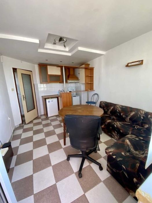 Продава се Двустаен апартамент в Велико Търново, Колю Фичето - 50 кв.м за 1484 €/кв.м - Снимка #2