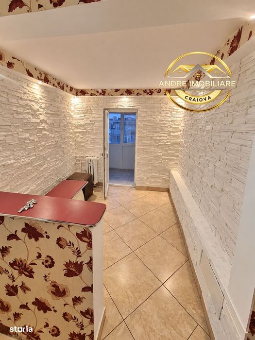 Apartament 2 camere decomandate,Rovine,54mp,acoperiș tablă, liber