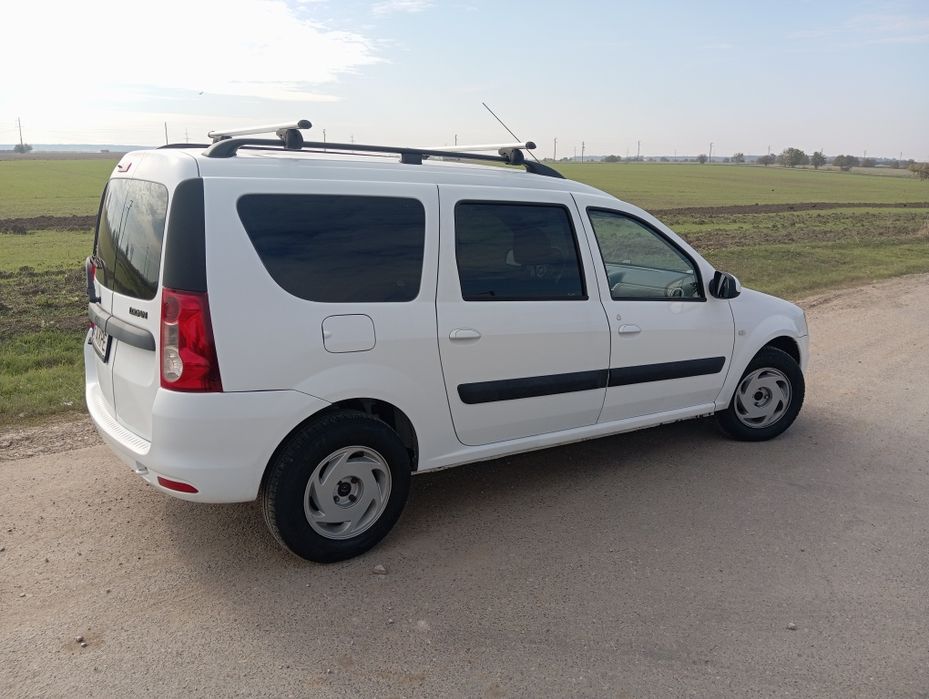 Vând Dacia Logan MCV 1.5dci