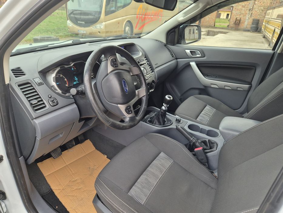 De vânzare ford ranger 2.2 2015 152000 nr 0786633292 km