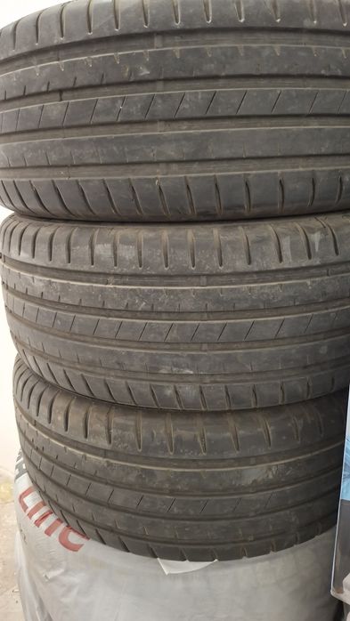 Сатылады 235/55 R17 жазғы шиналар.