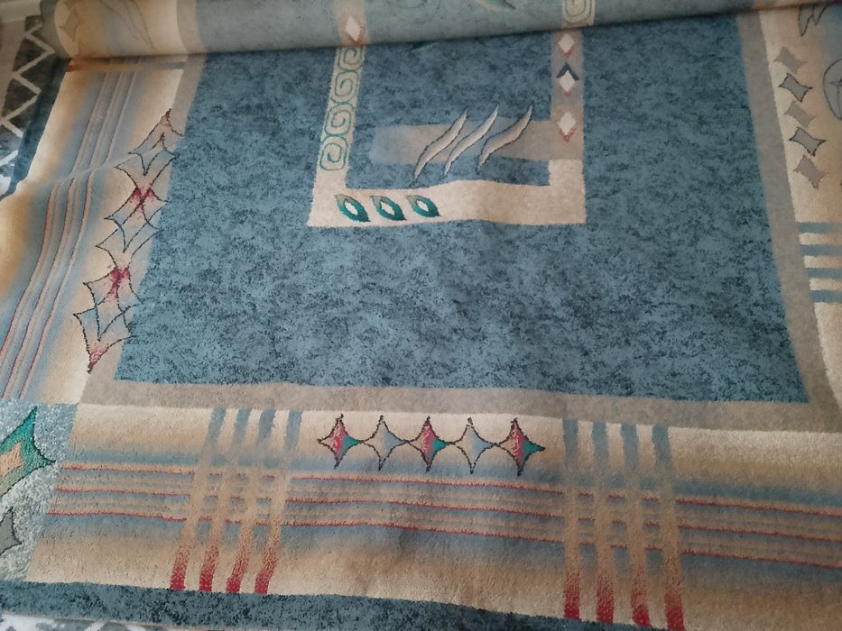 Продаю ковер б/у