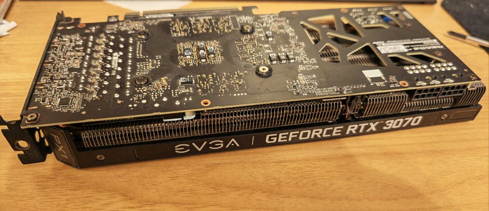 видео карта EVGA RTX 3070 + воден блок EKWB RTX 3070 + EKWB backplate