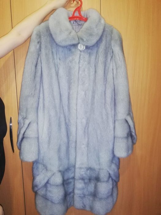 Продам норковую шубу