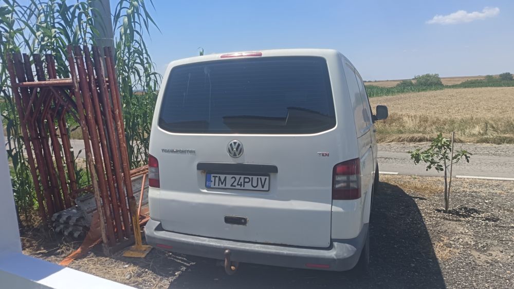 Volkswagen  t5  utilitara