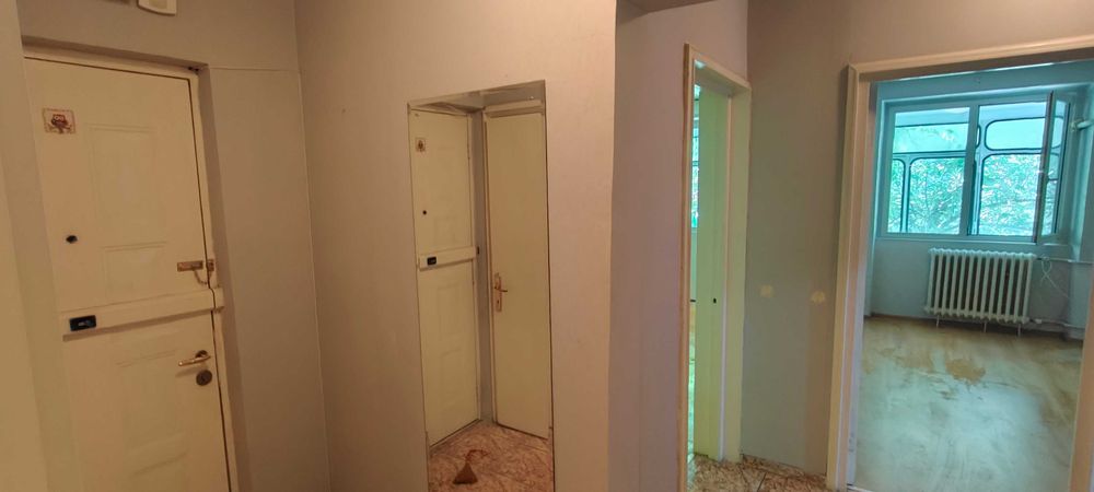 Vânzare apartament 3 camere Tineretului