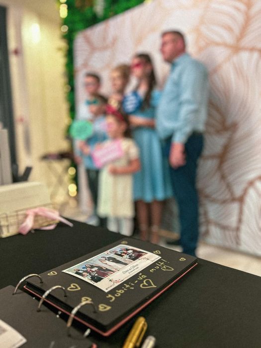 Oglindă/ Cabină foto - Boothiful Moments