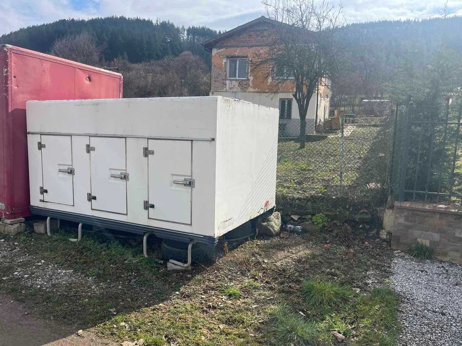 Термофургон за птици