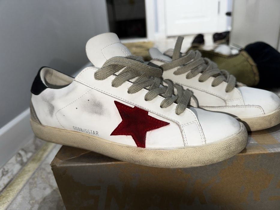 Крассовки Golden Goose Superstar