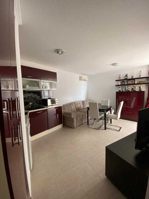 Дава се под наем Двустаен апартамент в Свети Влас - 55 кв.м за 357 € - Снимка #2