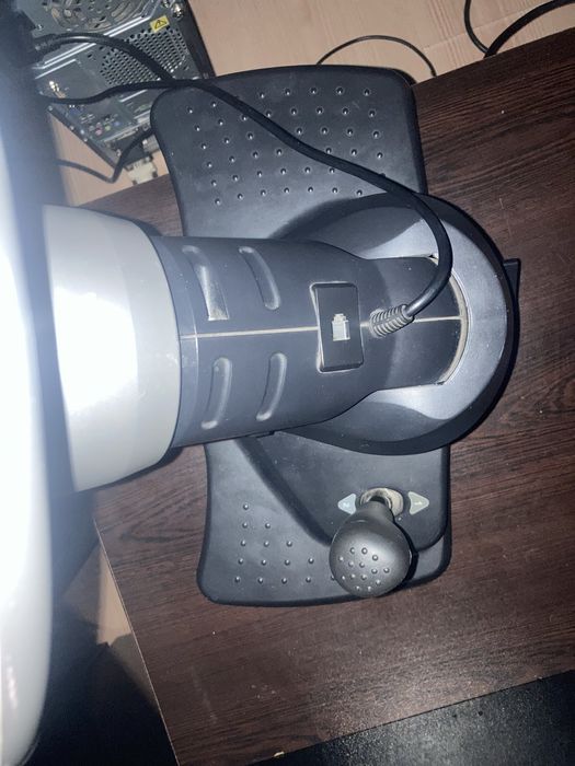 Volan gembird cu pedale pret 165 lei