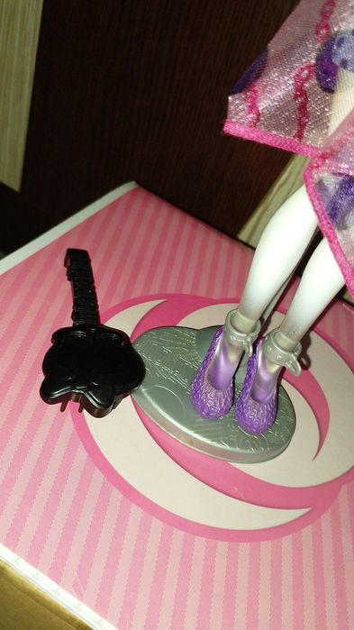 Păpușa Monster High Spectra Vondergeist G1 2010