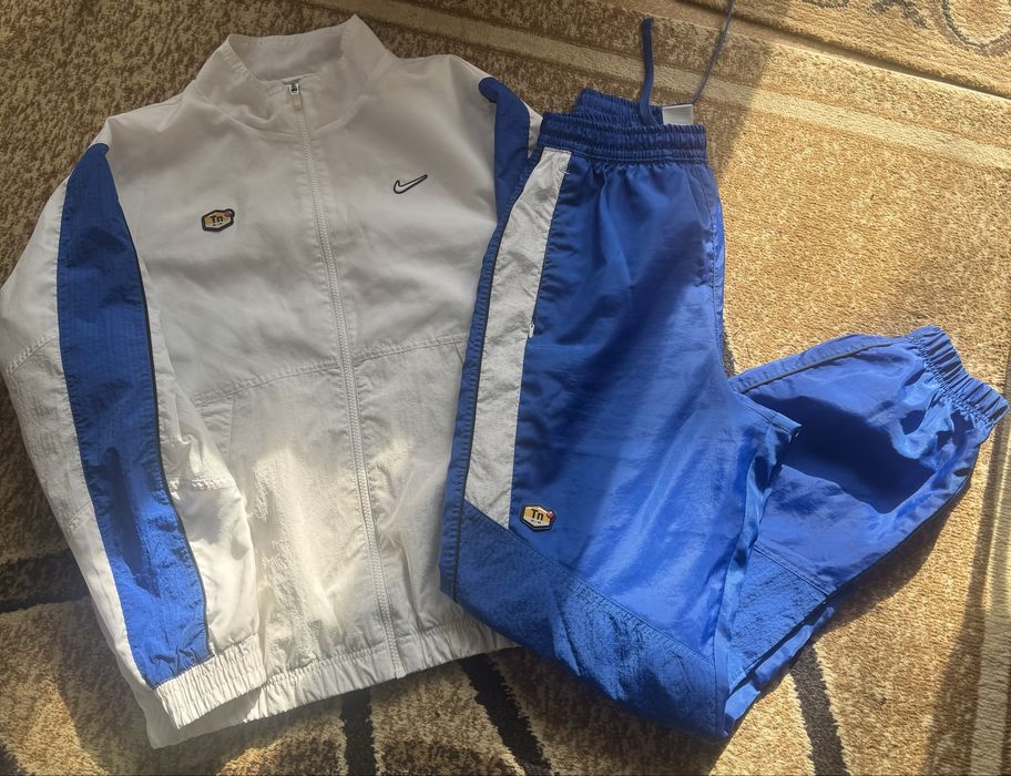 Размер S/M Екип Nike TN шушляк бял/син