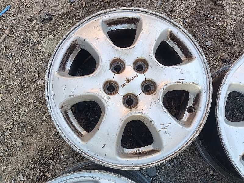 Продам оригинальные легкосплавные диски на автомашину Subaru