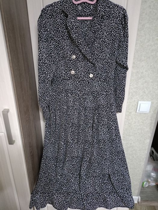 Платье повседневное продам